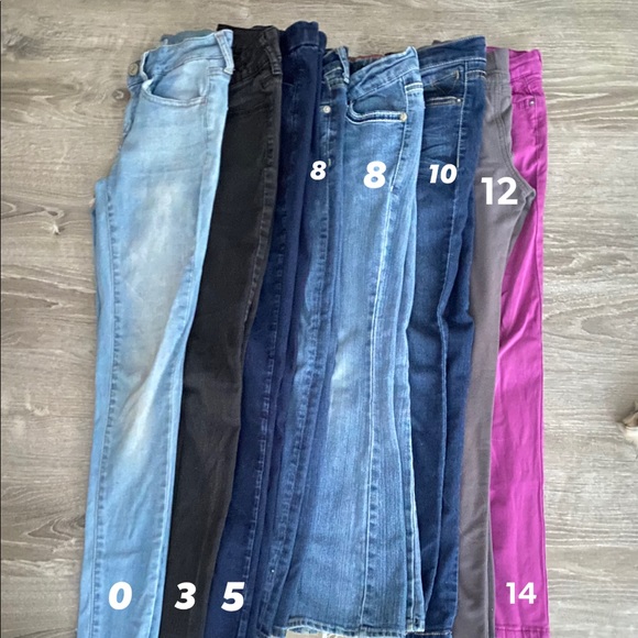 Jeans - Picture 2 of 8